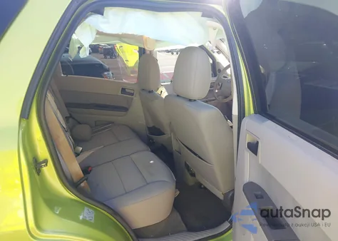 2011 Ford Escape Xlt z USA, uszkodzony, nr VIN 1FMCU0DG4BKB52861